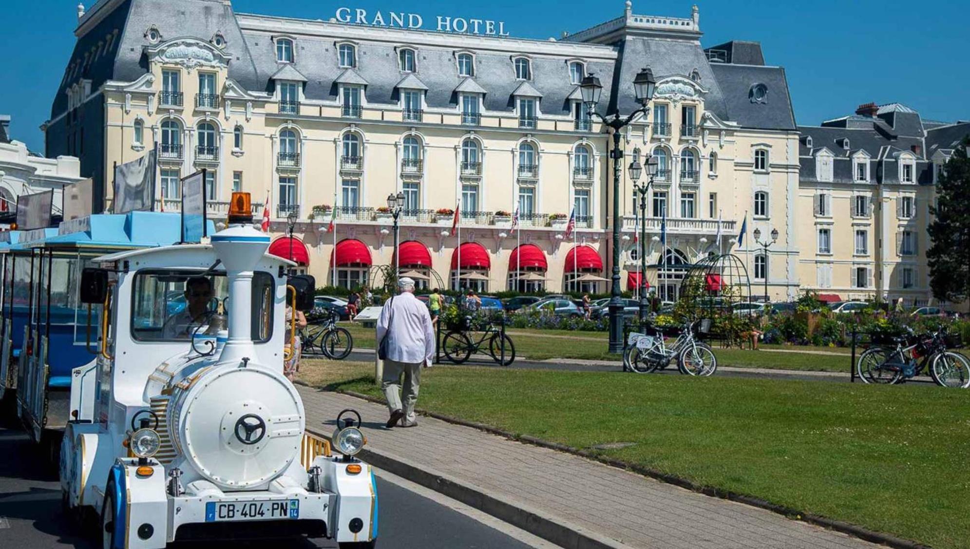 Le Nid De Plage A 100 M De La Mer カブール エクステリア 写真